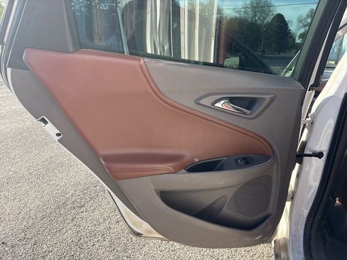 Used 2016 Chevrolet Malibu LT w/ Leather Package image 19