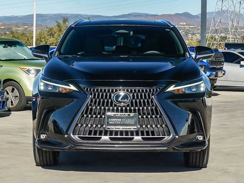 Certified 2024 Lexus NX 250 FWD image 6