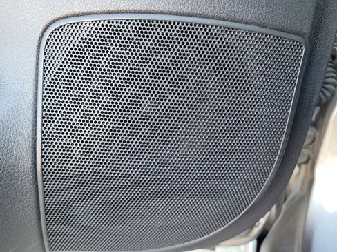 Used 2019 Nissan Sentra S image 24