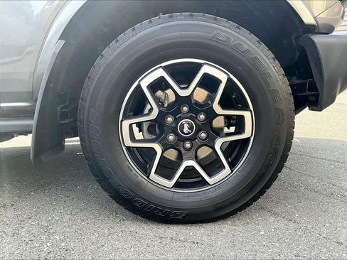 Used 2023 Ford Bronco Outer Banks AWD/4WD image 9