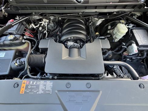 Used 2018 Chevrolet Silverado 1500 LTZ Z71 w/ LTZ Plus Package AWD/4WD image 2