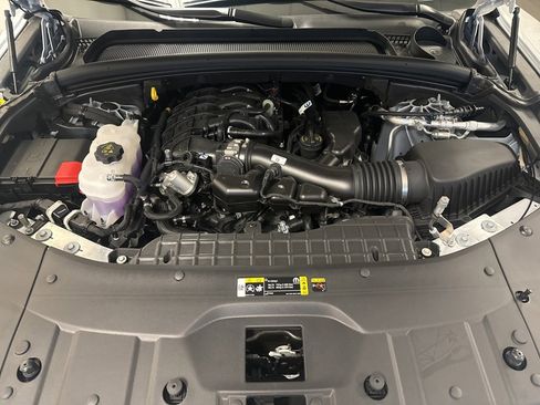 New 2025 Jeep Grand Cherokee L Limited w/ Black Appearance Package image 6