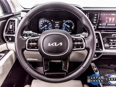 Used 2022 Kia Sorento SX Prestige w/ Panoramic Sunroof Package image 22