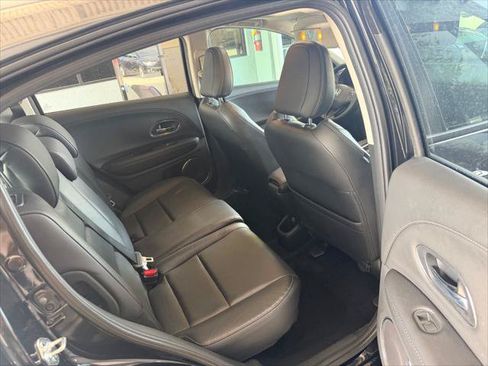 Used 2022 Honda HR-V EX-L image 16