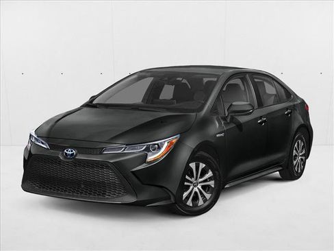 Used 2021 Toyota Corolla LE image 1