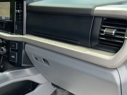 Used 2024 Ford F250 XLT AWD/4WD image 40