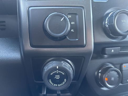Used 2017 Ford F150 XLT w/ Equipment Group 301A Mid AWD/4WD image 19