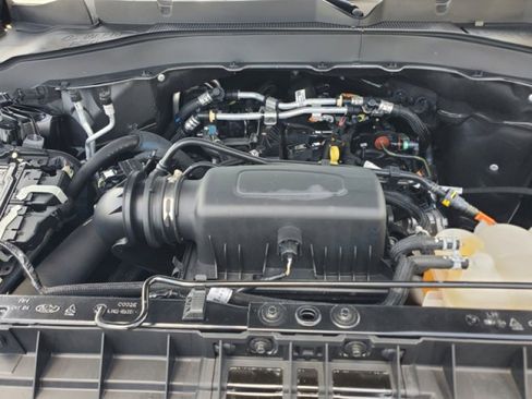 Certified 2023 Ford Explorer XLT w/ Equipment Group 202A RWD image 37