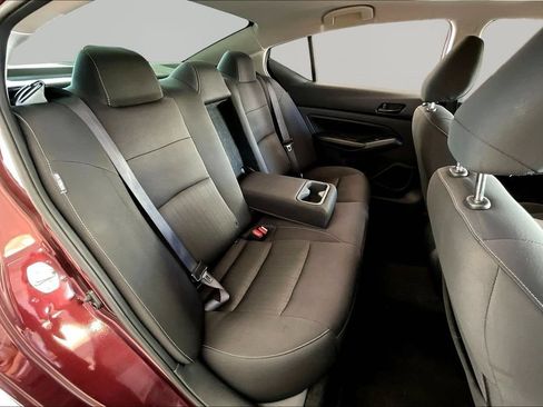 Used 2025 Nissan Altima 2.5 SV FWD image 23