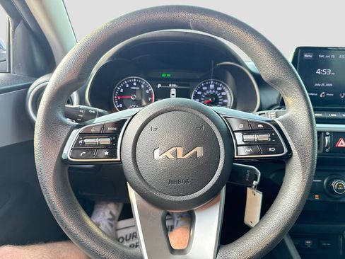 Used 2023 Kia Forte LXS w/ LXS Technology Package FWD image 12