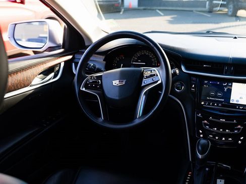 Used 2019 Cadillac XTS Luxury image 9