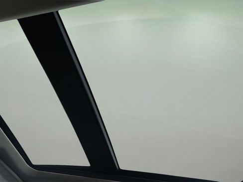 Used 2023 Nissan Rogue SV image 18