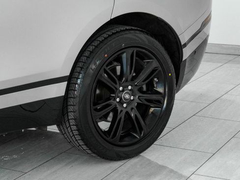 Used 2019 Land Rover Range Rover Velar R-Dynamic SE image 58