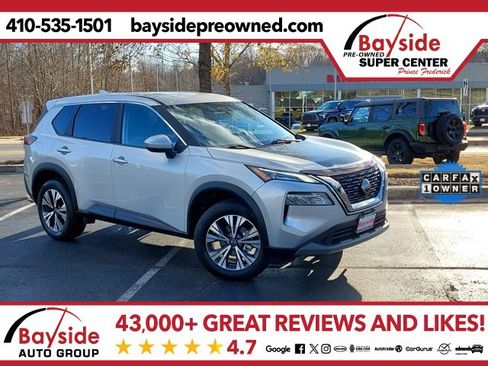 Used 2023 Nissan Rogue SV image 1