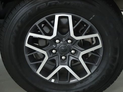 Used 2025 Jeep Wrangler Unlimited Sahara AWD/4WD image 39