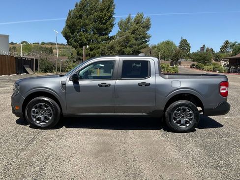 Used 2025 Ford Maverick XLT w/ XLT Luxury Package image 3