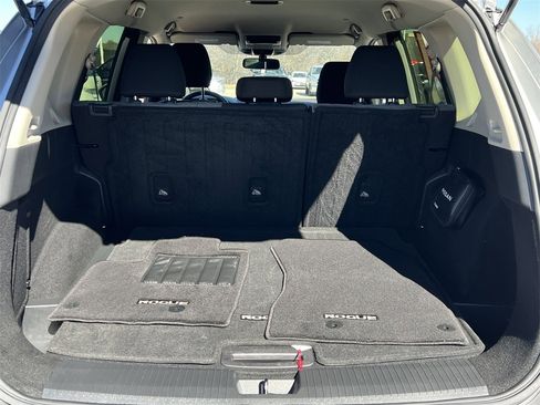 Certified 2023 Nissan Rogue SV image 25
