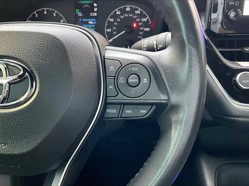 Used 2023 Toyota Corolla SE image 39