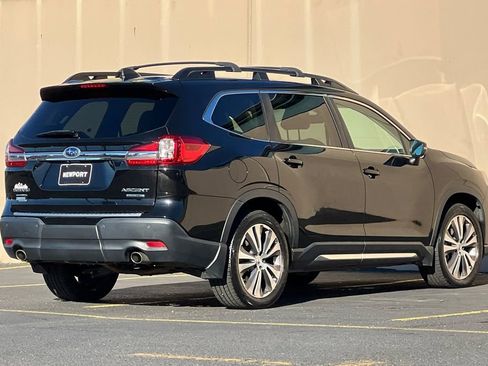 Used 2021 Subaru Ascent Limited w/ Technology Package image 3