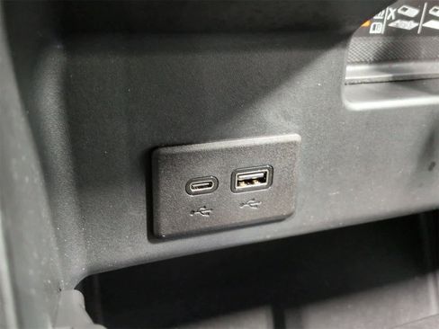 Used 2026 GMC Sierra 2500 AT4 w/ AT4 Premium Plus Package image 34