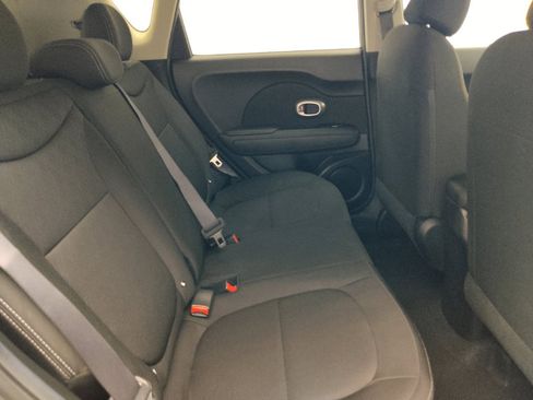 Used 2019 Kia Soul FWD image 19