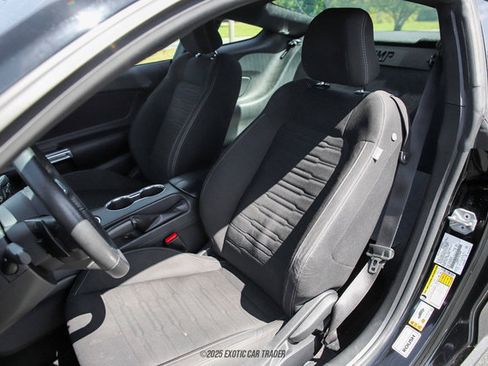 Used 2017 Ford Mustang GT image 26