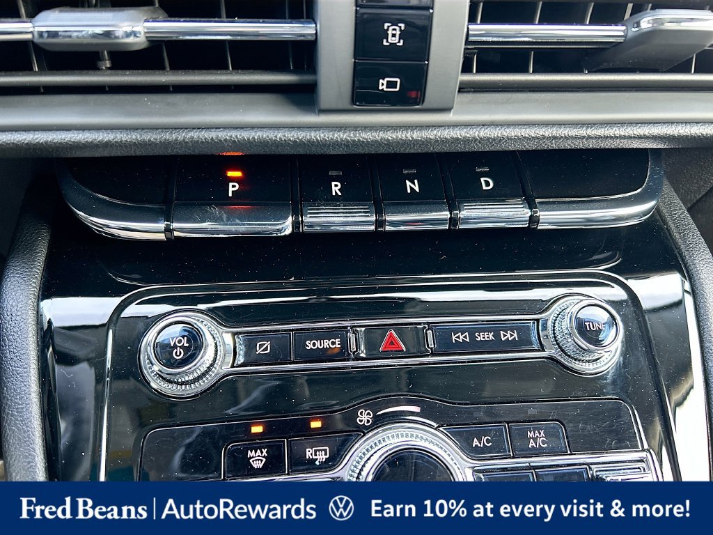 Used 2022 Lincoln Corsair AWD w/ Premium Package image 23