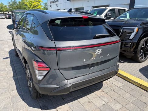 Used 2024 Hyundai Kona SEL AWD/4WD image 7