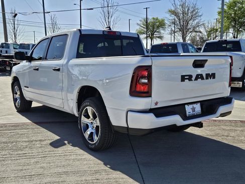 New 2026 RAM 1500 Express image 3