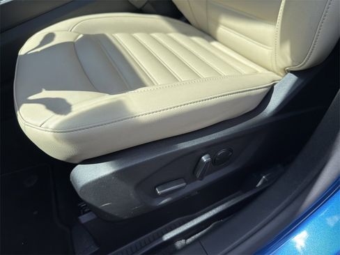 Used 2024 Ford Edge SEL w/ Convenience Package image 13