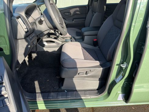 New 2026 Nissan Frontier SV w/ SV Convenience Package image 16