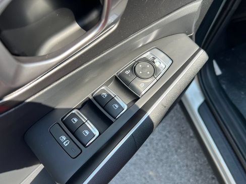 New 2026 Kia Sorento S FWD image 11