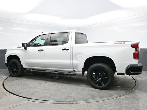 Used 2025 Chevrolet Silverado 1500 LT Trail Boss w/ Protection Package AWD/4WD image 4