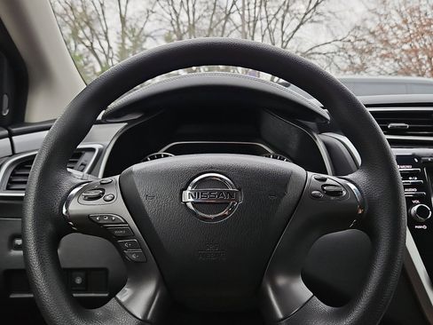 Certified 2021 Nissan Murano S image 18