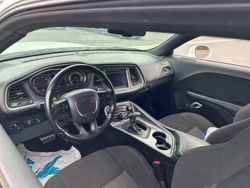Used 2022 Dodge Challenger R/T RWD image 6