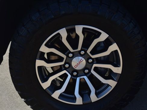 Used 2021 GMC Sierra 1500 AT4 image 10