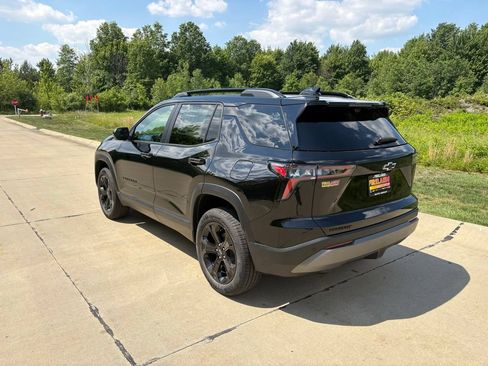 New 2026 Chevrolet Equinox LT w/ Convenience Package II FWD image 7