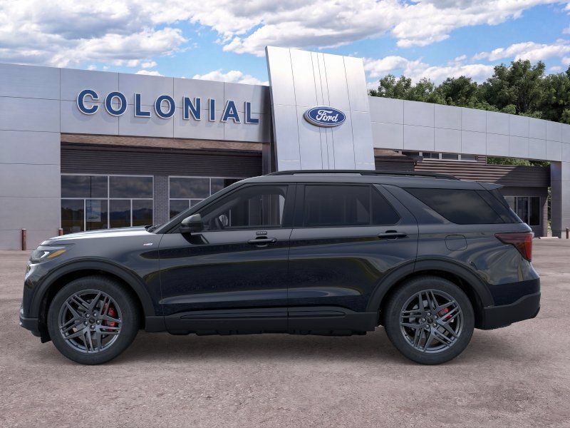 New 2026 Ford Explorer ST-Line w/ ST-Line Street Pack AWD/4WD image 3