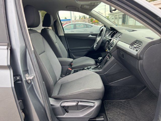 Used 2019 Volkswagen Tiguan S w/ 3rd Row Seat Package AWD/4WD image 9