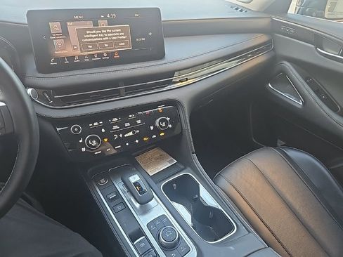 Used 2025 INFINITI QX60 Sensory w/ Vision Package image 10