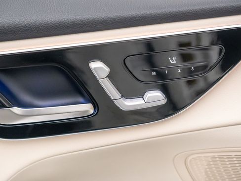 New 2025 Mercedes-Benz GLC 350e 4MATIC image 15