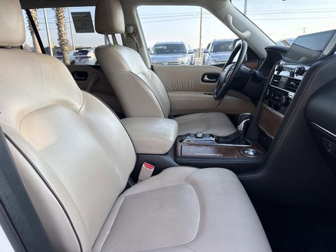 Used 2023 Nissan Armada SL image 12