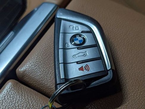Used 2021 BMW X5 sDrive40i w/ M Sport Package RWD image 26
