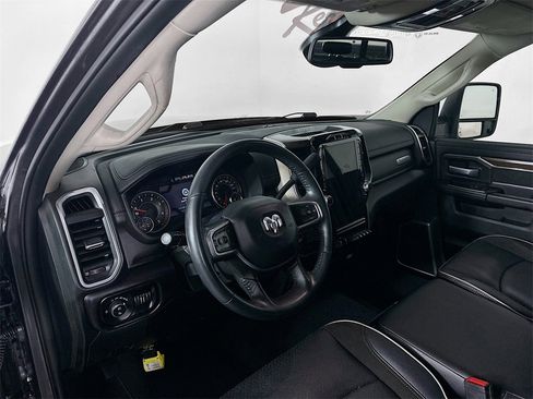 Used 2024 RAM 2500 Laramie image 31
