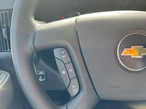 Used 2025 Chevrolet Express 3500 LS RWD image 23