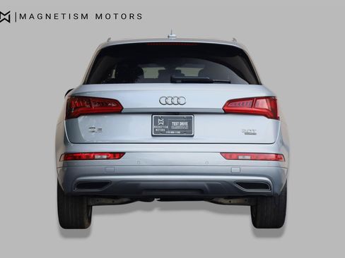 Used 2018 Audi Q5 2.0T Premium Plus w/ Premium Plus Package AWD/4WD image 8