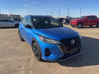 Used 2023 Nissan Kicks SR