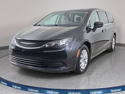 Used 2017 Chrysler Pacifica Touring w/ Tire & Wheel Group