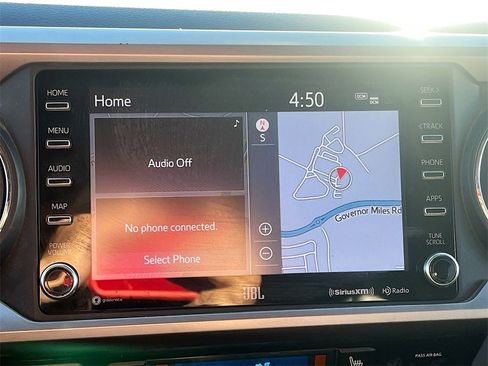 Used 2022 Toyota Tacoma Limited image 15