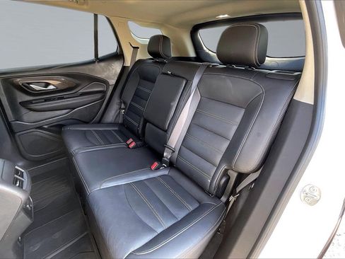 Used 2023 GMC Terrain Denali w/ Denali Premium Package image 25